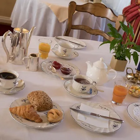 Scharff Hotel 3*